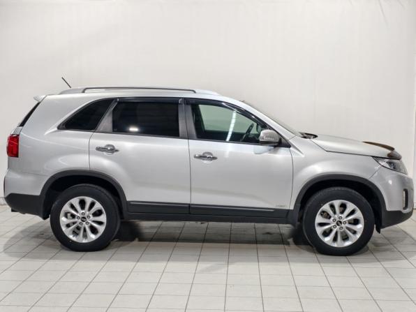 Kia Sorento II Рестайлинг с пробегом 2017 года, цена 2 180 000 рублей, 106524 км, внедорожник, Автокод Объявления