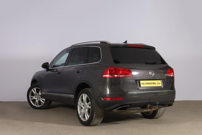 Volkswagen Touareg II с пробегом 2010 года, цена 1 959 000 рублей, 290000 км, внедорожник, Автокод Объявления