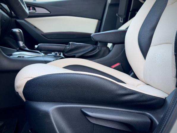 Mazda 3 III (BM) с пробегом 2014 года, цена 1 150 000 рублей, 182365 км, седан, Автокод Объявления