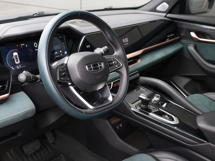 Geely Monjaro I Москва  - изображение 17