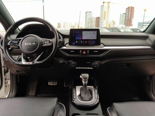 Kia Cerato IV с пробегом 2022 года, цена 2 400 000 рублей, 79724 км, седан, Автокод Объявления