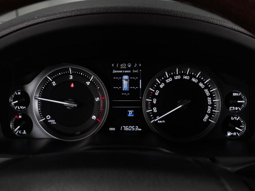 Toyota Land Cruiser 200 Series Рестайлинг 2 Тюмень  - изображение 14