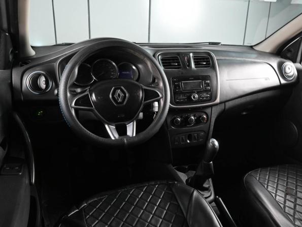 Renault Logan II Рестайлинг с пробегом 2018 года, цена 589 000 рублей, 145509 км, седан, Автокод Объявления