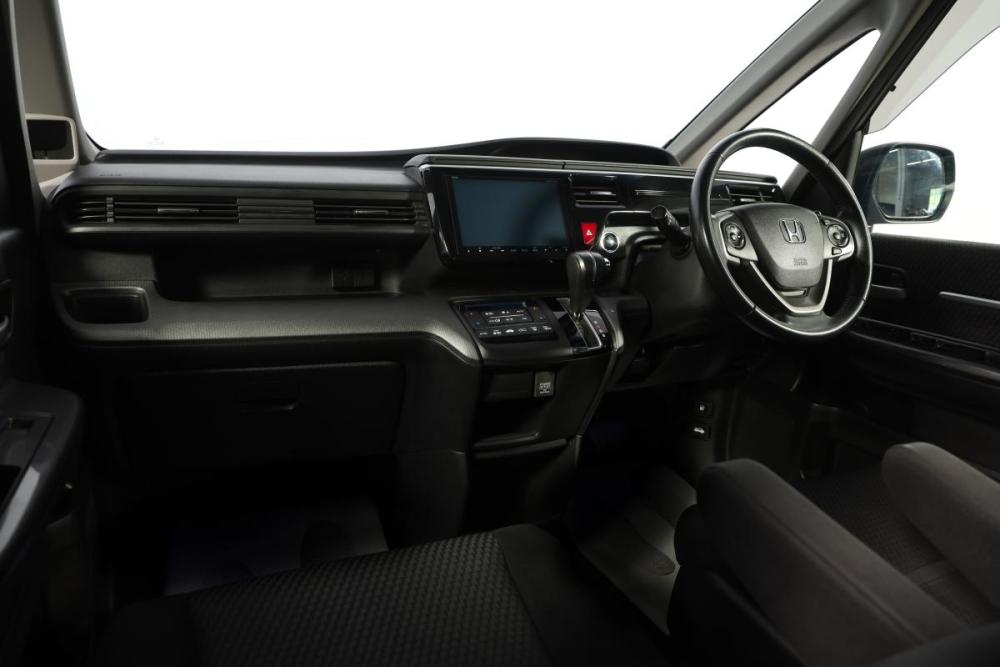 Honda Stepwgn V Новосибирск  - изображение 8