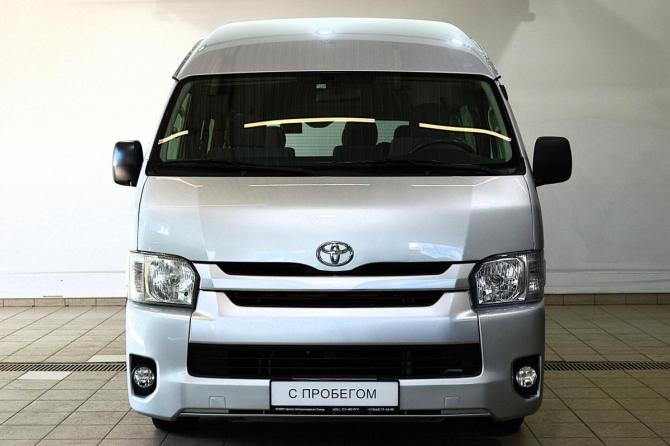 Toyota HiAce H200 Рестайлинг с пробегом 2014 года, цена 3 350 000 рублей, 127500 км, минивэн, Автокод Объявления