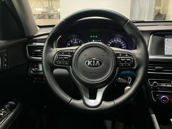 Kia Optima IV с пробегом 2017 года, цена 1 649 000 рублей, 122254 км, седан, Автокод Объявления