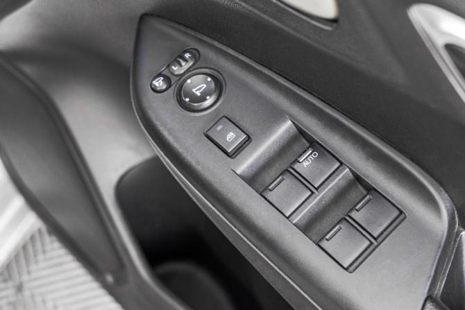 Honda Fit III с пробегом 2015 года, цена 999 000 рублей, 109000 км, хэтчбек, Автокод Объявления