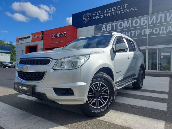 Chevrolet TrailBlazer II с пробегом 2014 года, цена 1 390 000 рублей, 199000 км, внедорожник, Автокод Объявления
