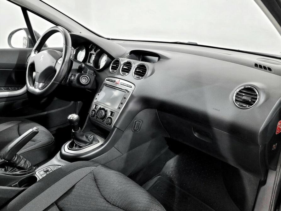 Peugeot 408 I Москва  - изображение 11