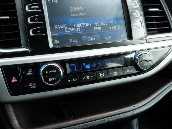Toyota Highlander III (XU50) с пробегом 2014 года, цена 3 290 000 рублей, 189751 км, внедорожник, Автокод Объявления
