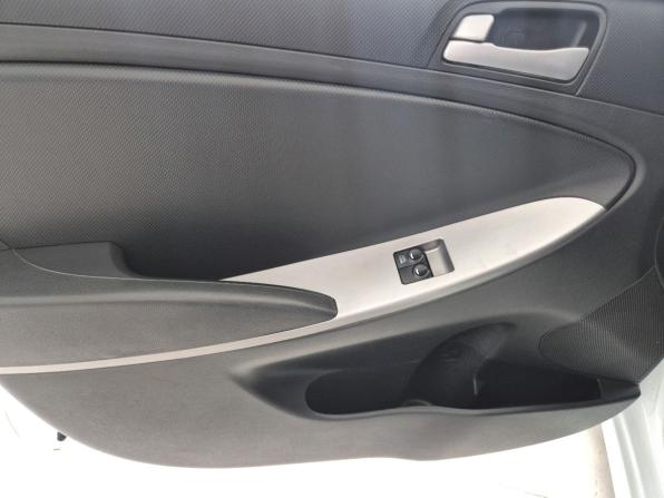 Hyundai Solaris I Рестайлинг с пробегом 2014 года, цена 869 000 рублей, 171494 км, седан, Автокод Объявления