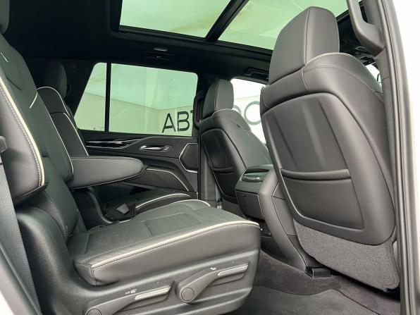 Cadillac Escalade V с пробегом 2023 года, цена 10 500 000 рублей, 44418 км, внедорожник, Автокод Объявления