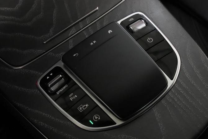 Mercedes-Benz E-Класс V (W213 S213 C238) Рестайлинг с пробегом 2020 года, цена 4 849 700 рублей, 81285 км, седан, Автокод Объявления