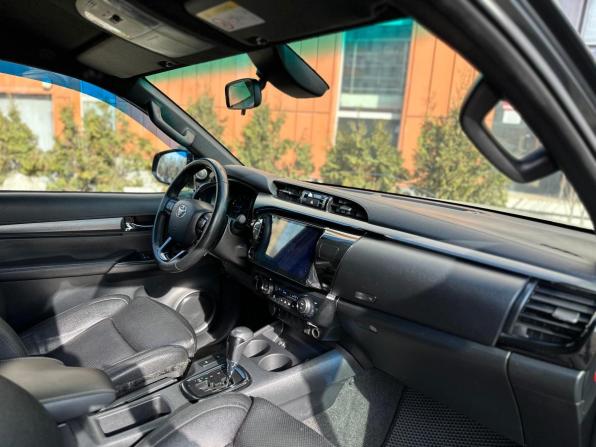 Toyota Hilux VIII Рестайлинг 2 с пробегом 2022 года, цена 4 950 000 рублей, 82068 км, пикап, Автокод Объявления