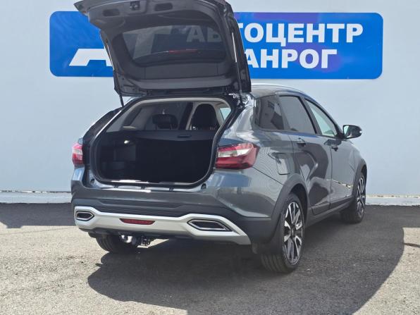 Lada (ВАЗ) Vesta I Рестайлинг (NG) с пробегом 2024 года, цена 1 549 000 рублей, 52000 км, универсал, Автокод Объявления
