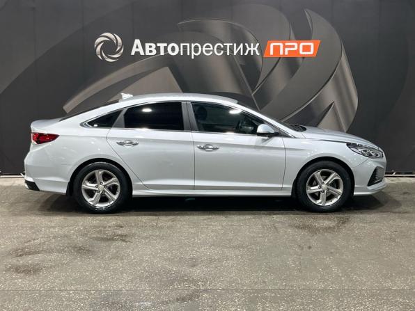 Hyundai Sonata VII (LF) Рестайлинг с пробегом 2018 года, цена 1 545 000 рублей, 131028 км, седан, Автокод Объявления
