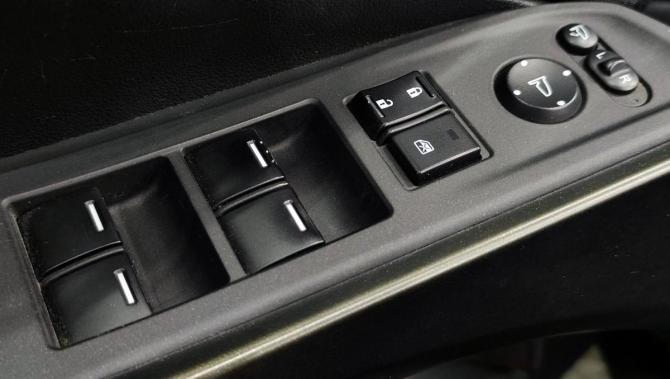 Honda Civic IX с пробегом 2012 года, цена 1 295 000 рублей, 132521 км, хэтчбек, Автокод Объявления
