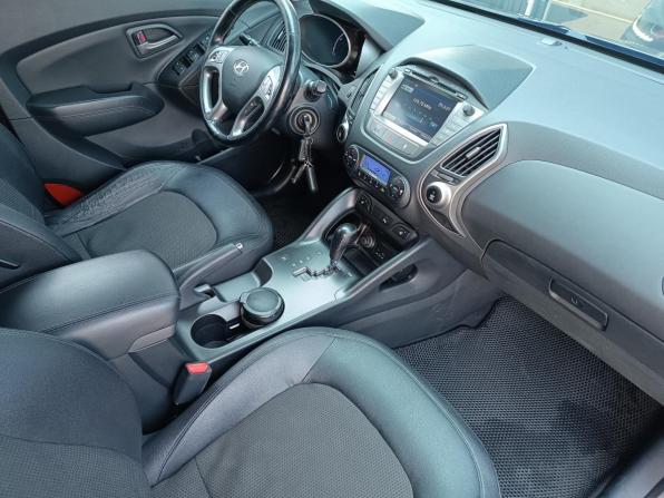 Hyundai ix35 I Рестайлинг с пробегом 2013 года, цена 1 190 000 рублей, 203716 км, внедорожник, Автокод Объявления