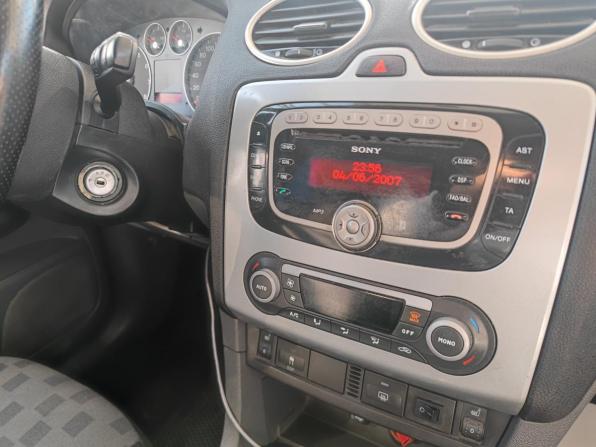 Ford Focus II с пробегом 2007 года, цена 340 000 рублей, 261000 км, хэтчбек, Автокод Объявления