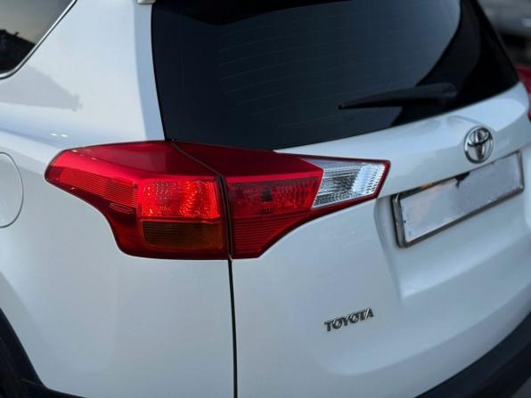 Toyota RAV4 IV (XA40) с пробегом 2015 года, цена 1 749 000 рублей, 144374 км, внедорожник, Автокод Объявления