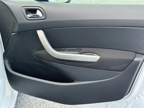 Peugeot 308 I Рестайлинг с пробегом 2012 года, цена 530 000 рублей, 124800 км, хэтчбек, Автокод Объявления