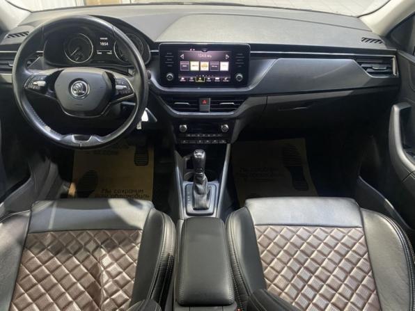 Skoda Rapid II с пробегом 2022 года, цена 1 639 900 рублей, 54804 км, лифтбек, Автокод Объявления