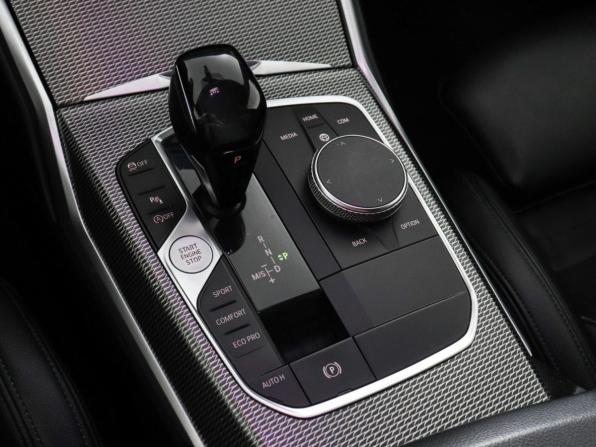 BMW 3 серии VII (G2x) с пробегом 2019 года, цена 3 330 000 рублей, 119345 км, седан, Автокод Объявления