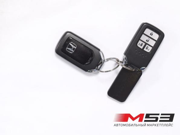 Honda Stepwgn V Рестайлинг с пробегом 2021 года, цена 2 599 997 рублей, 99036 км, минивэн, Автокод Объявления