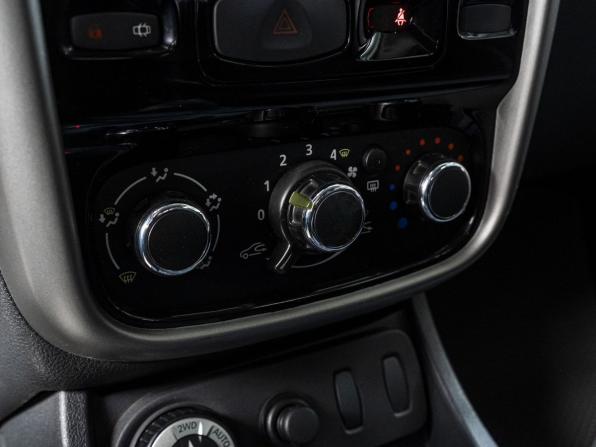 Renault Duster I с пробегом 2014 года, цена 887 000 рублей, 136375 км, внедорожник, Автокод Объявления