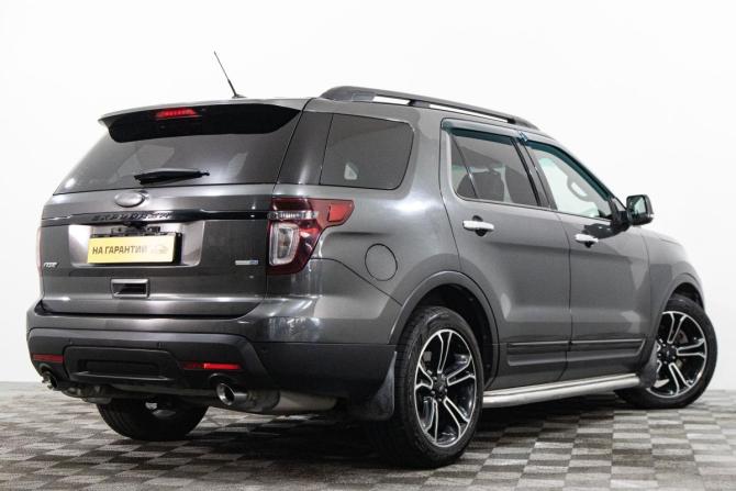 Ford Explorer V с пробегом 2015 года, цена 2 599 000 рублей, 185555 км, внедорожник, Автокод Объявления