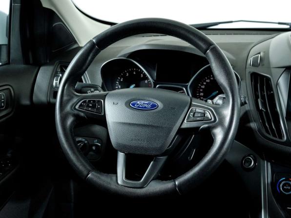 Ford Kuga II Рестайлинг с пробегом 2018 года, цена 1 675 000 рублей, 117958 км, внедорожник, Автокод Объявления