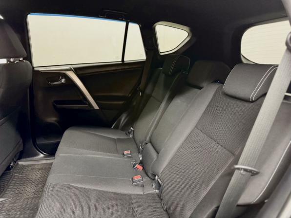 Toyota RAV4 IV (XA40) Рестайлинг с пробегом 2019 года, цена 2 915 000 рублей, 144804 км, внедорожник, Автокод Объявления