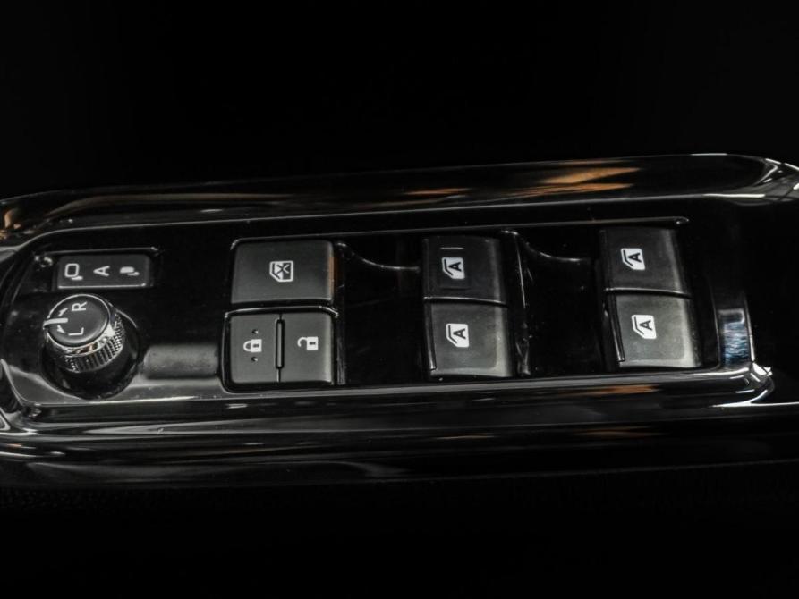 Toyota Noah III (R80) Рестайлинг Тюмень  - изображение 20