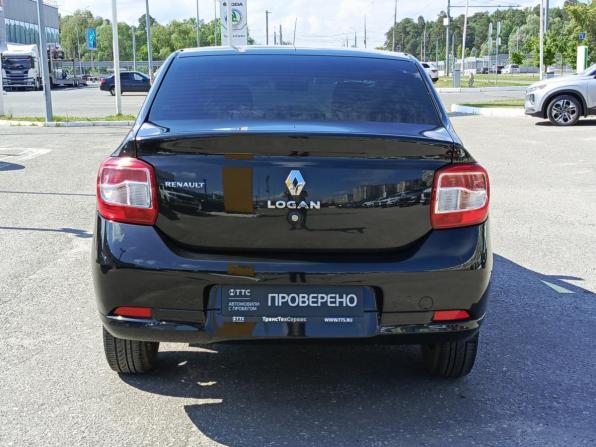 Renault Logan II Рестайлинг с пробегом 2018 года, цена 945 000 рублей, 64643 км, седан, Автокод Объявления
