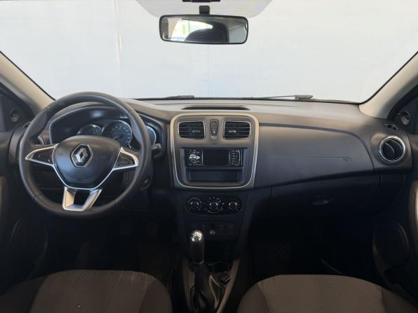 Renault Logan II Рестайлинг с пробегом 2018 года, цена 860 000 рублей, 148419 км, седан, Автокод Объявления