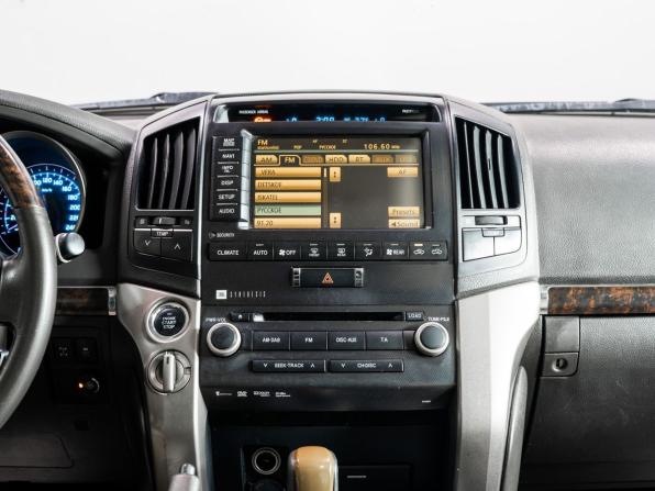Toyota Land Cruiser 200 Series с пробегом 2011 года, цена 2 945 000 рублей, 277400 км, внедорожник, Автокод Объявления