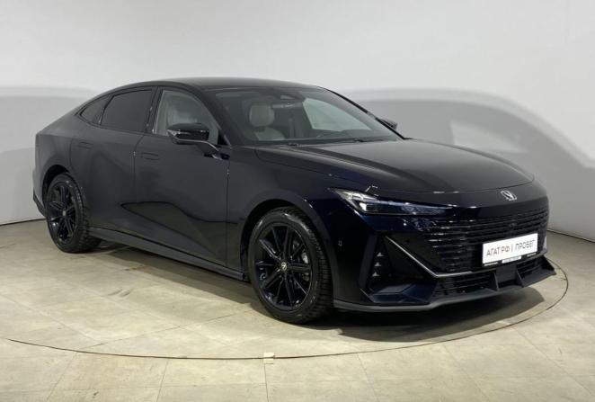 Changan UNI-V I с пробегом 2023 года, цена 2 080 000 рублей, 56015 км, лифтбек, Автокод Объявления
