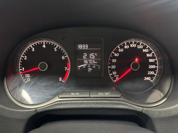 Volkswagen Polo V Рестайлинг с пробегом 2019 года, цена 1 330 000 рублей, 96703 км, седан, Автокод Объявления