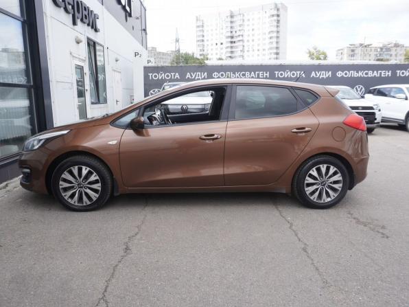 Kia Ceed II Рестайлинг с пробегом 2016 года, цена 1 350 000 рублей, 106423 км, хэтчбек, Автокод Объявления