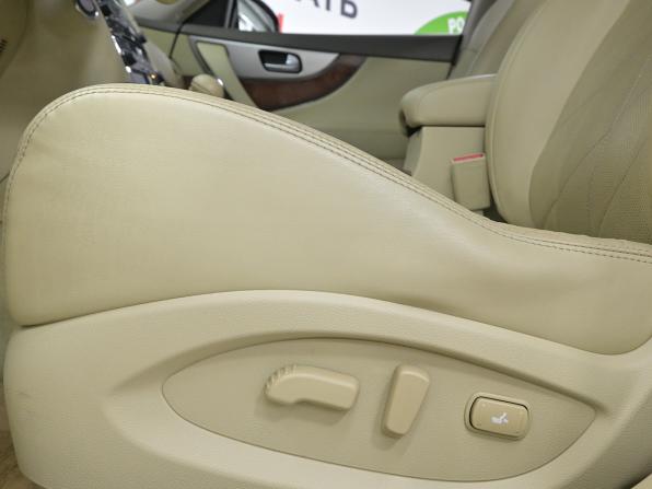 Infiniti QX70 с пробегом 2014 года, цена 2 220 000 рублей, 140900 км, внедорожник, Автокод Объявления