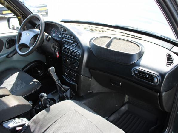 Chevrolet Niva I с пробегом 2004 года, цена 339 000 рублей, 190318 км, внедорожник, Автокод Объявления
