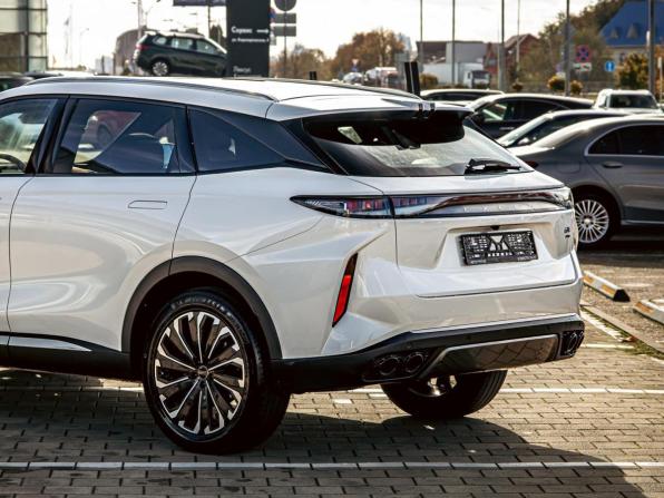 Exeed RX с пробегом 2023 года, цена 2 535 000 рублей, 33000 км, внедорожник, Автокод Объявления