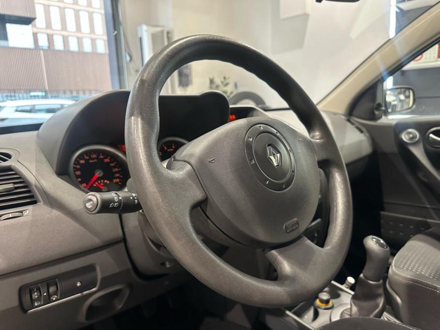 Renault Megane II Москва  - изображение 12
