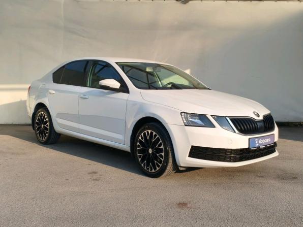 Skoda Octavia III (A7) Рестайлинг с пробегом 2017 года, цена 1 470 000 рублей, 133500 км, лифтбек, Автокод Объявления