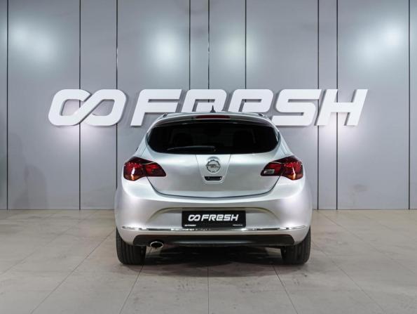 Opel Astra J Рестайлинг с пробегом 2014 года, цена 957 000 рублей, 173112 км, хэтчбек, Автокод Объявления