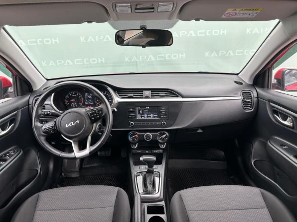 Kia Rio IV Рестайлинг с пробегом 2021 года, цена 1 719 000 рублей, 71757 км, седан, Автокод Объявления