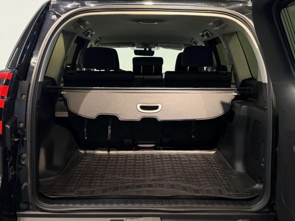 Toyota Land Cruiser Prado 150 Series Рестайлинг 2 с пробегом 2019 года, цена 5 200 000 рублей, 169671 км, внедорожник, Автокод Объявления