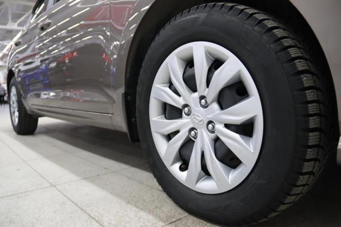 Hyundai Solaris II Рестайлинг с пробегом 2021 года, цена 1 725 250 рублей, 19758 км, седан, Автокод Объявления