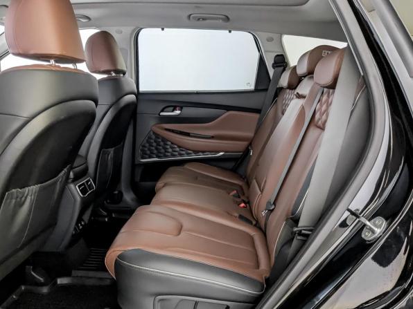 Hyundai Santa Fe IV Рестайлинг с пробегом 2021 года, цена 3 950 000 рублей, 38670 км, внедорожник, Автокод Объявления
