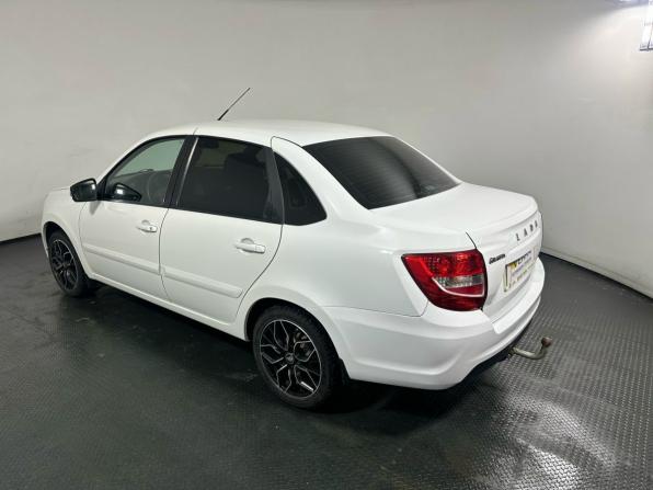 Lada (ВАЗ) Granta I Рестайлинг с пробегом 2021 года, цена 750 000 рублей, 58564 км, седан, Автокод Объявления